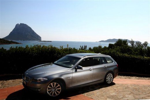 BMW serie 5 Touring: provata in Sardegna il restyling 2010 - Fotogallery - 3